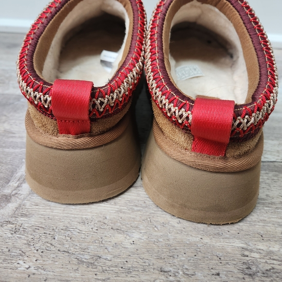 UGG Brown Suede Slippers with Red Stitching - Picture 3 of 8
